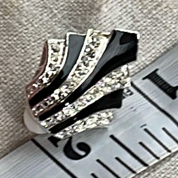 Vintage Nina Ricci Avon collab clip earrings enamel rhinestones - Picture 6 of 6